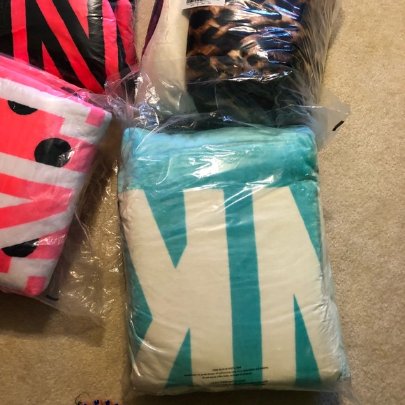 Sold - Picture 2 of 2